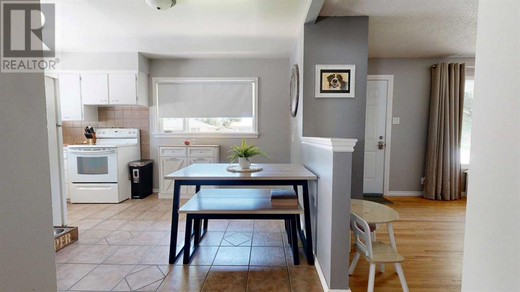 1118 18 Street N, Lethbridge, Alberta  T1H 3H6 - Photo 15 - A2239998
