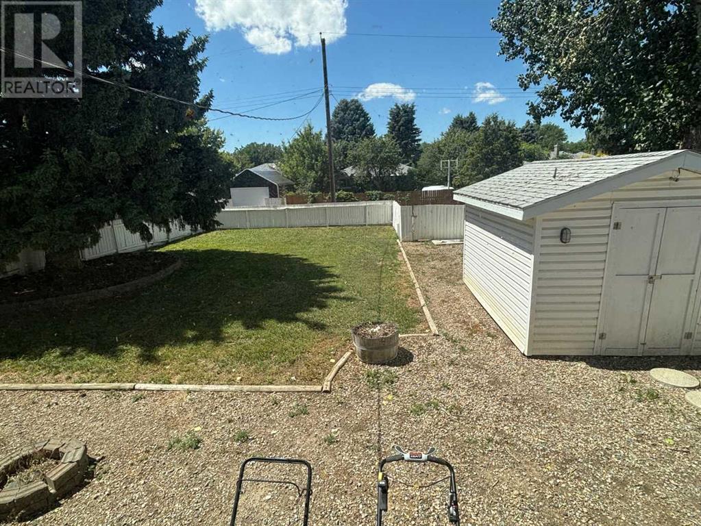 1118 18 Street N, Lethbridge, Alberta  T1H 3H6 - Photo 26 - A2239998