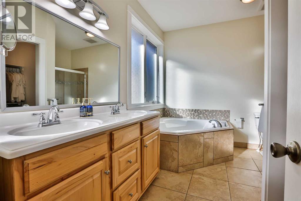 804 Fairway Boulevard, Cardston, Alberta  T0K 0K0 - Photo 12 - A2188379