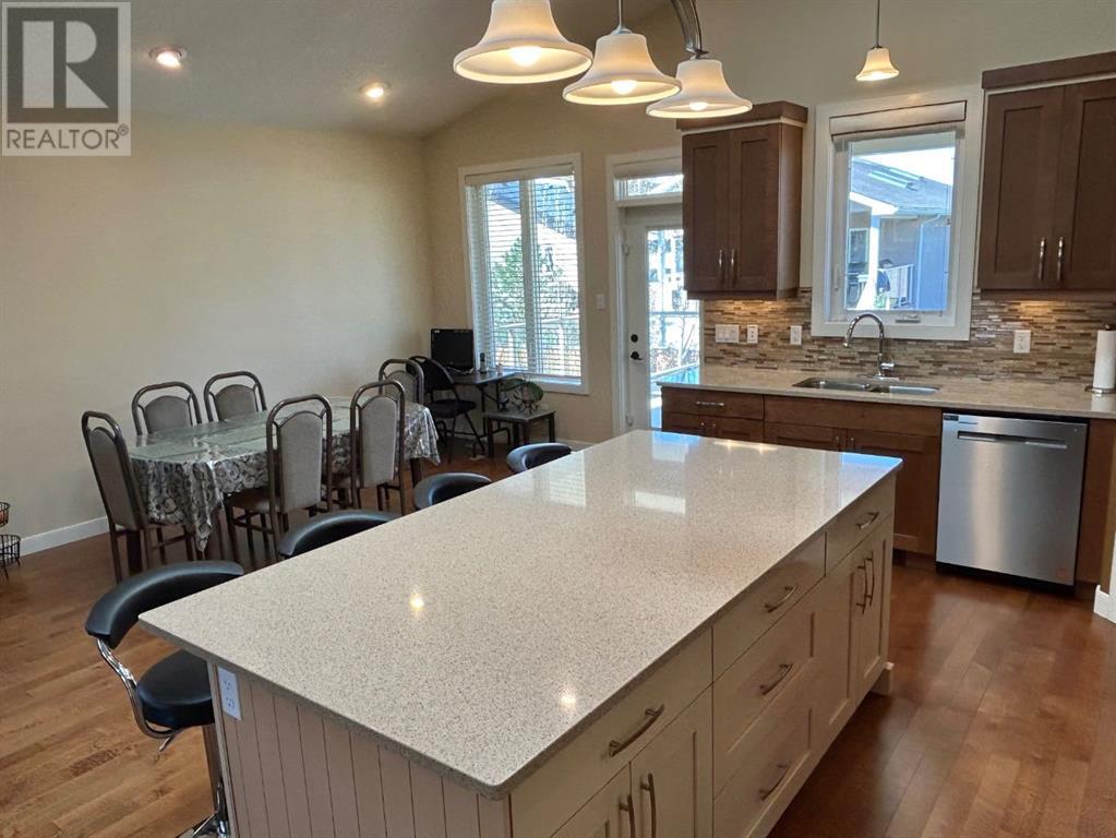 330 Sixmile Lane S, Lethbridge, Alberta  T1K 5S8 - Photo 4 - A2219344
