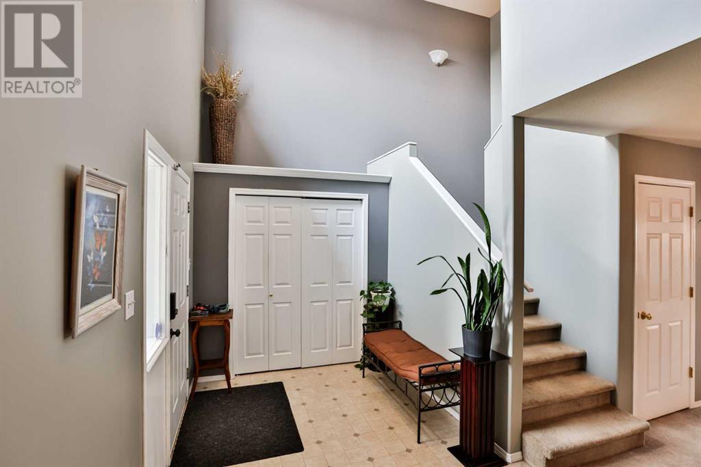27 Riverpark Boulevard W, Lethbridge, Alberta  T1K 7S7 - Photo 3 - A2238061
