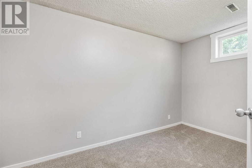 50 Algonquin Road W, Lethbridge, Alberta  T1K 5H3 - Photo 29 - A2240303