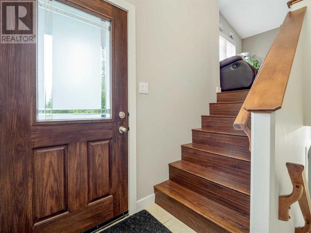 57 Mt Sundance Road W, Lethbridge, Alberta  T1J 0B6 - Photo 4 - A2240187