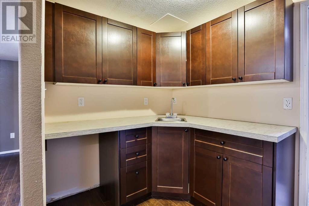 63 Mt Alderson Crescent W, Lethbridge, Alberta  T1K 6P2 - Photo 18 - A2238690