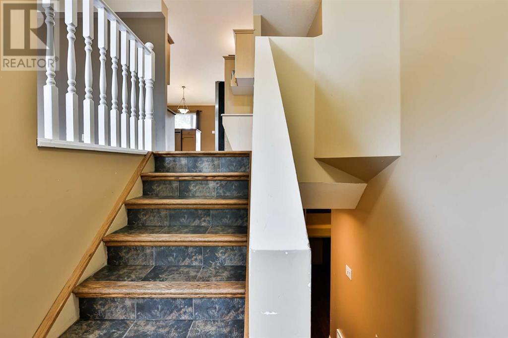 63 Mt Alderson Crescent W, Lethbridge, Alberta  T1K 6P2 - Photo 2 - A2238690