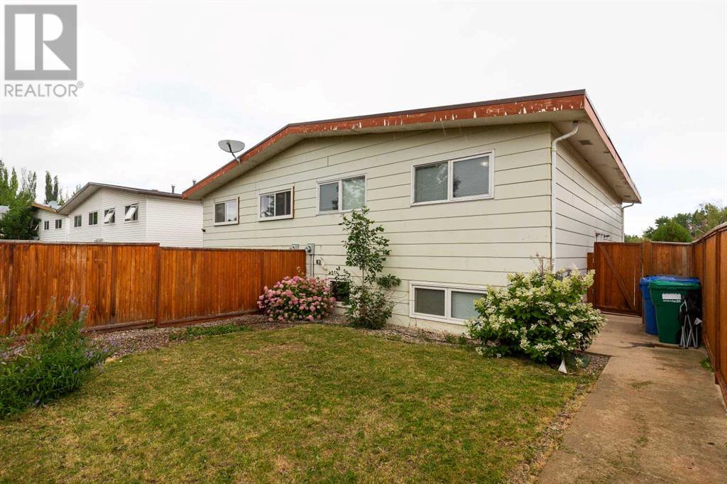 18 Cayuga Crescent W, Lethbridge, Alberta  T1K 5H5 - Photo 2 - A2239419