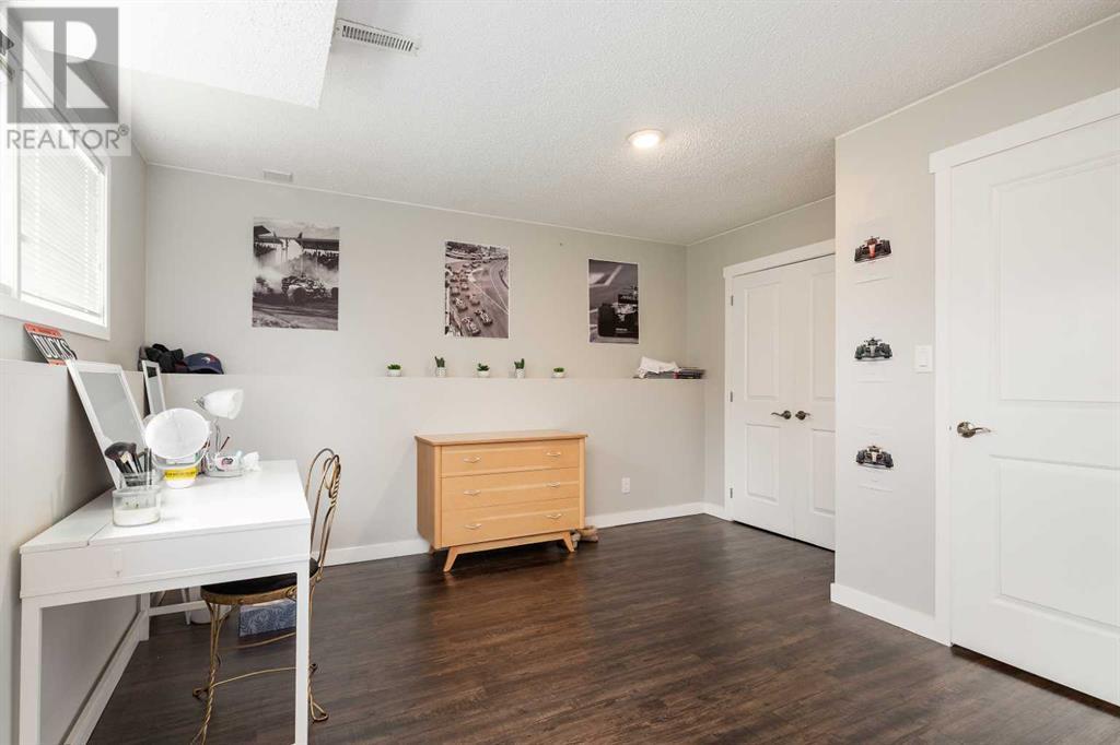 18 Cayuga Crescent W, Lethbridge, Alberta  T1K 5H5 - Photo 6 - A2239419