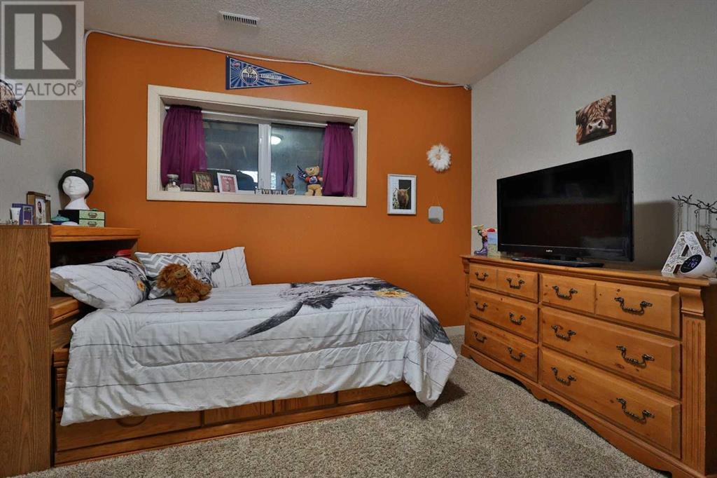 205 6a Street, Stirling, Alberta  T0K 2E0 - Photo 35 - A2211320