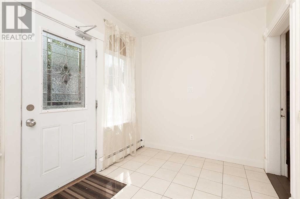 1-5, 622 10 Street S, Lethbridge, Alberta  T1J 2M8 - Photo 3 - A2231607