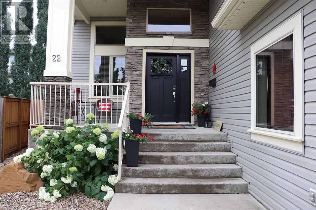 22 Riverview Crescent W, Lethbridge, Alberta  T1K 5E7 - Photo 3 - A2238830