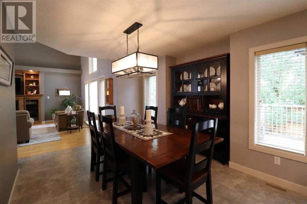 22 Riverview Crescent W, Lethbridge, Alberta  T1K 5E7 - Photo 9 - A2238830