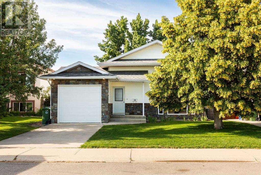 1104 25 Avenue, Coaldale, Alberta  T1M 1N4 - Photo 1 - A2240110