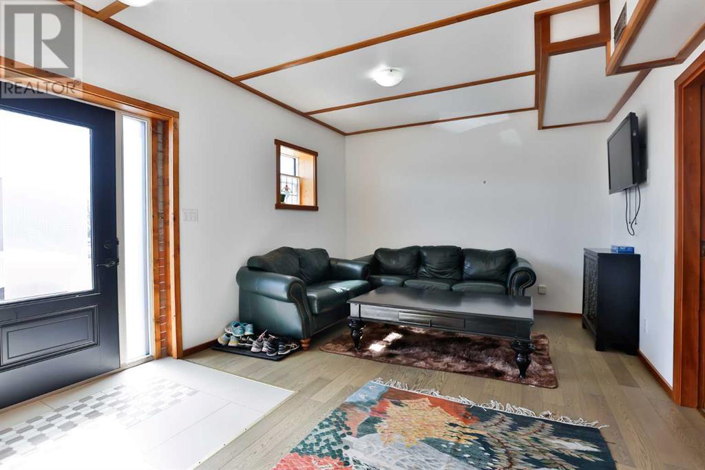 320 Railway Avenue, Granum, Alberta  T0L 1A0 - Photo 30 - A2211609