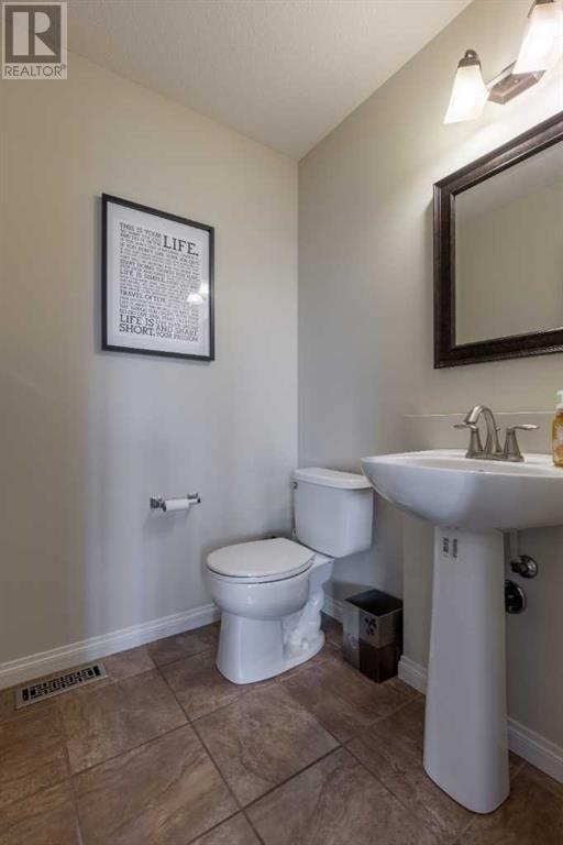 282 Firelight Crescent W, Lethbridge, Alberta  T1J 5B5 - Photo 8 - A2231570