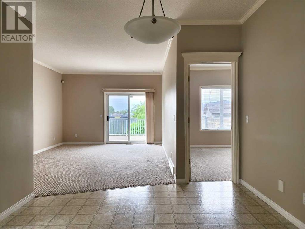 27 Skyline Crescent, Claresholm, Alberta  T0L 0T0 - Photo 11 - A2227191