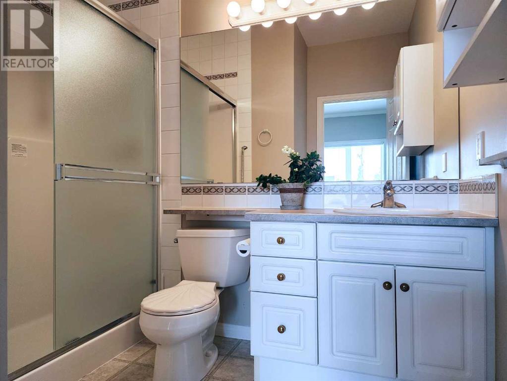 27 Skyline Crescent, Claresholm, Alberta  T0L 0T0 - Photo 16 - A2227191