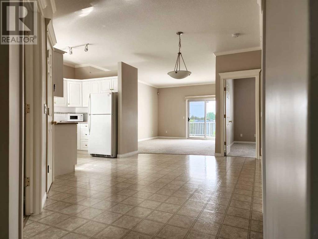 27 Skyline Crescent, Claresholm, Alberta  T0L 0T0 - Photo 4 - A2227191