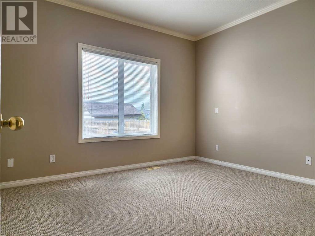 27 Skyline Crescent, Claresholm, Alberta  T0L 0T0 - Photo 14 - A2227191