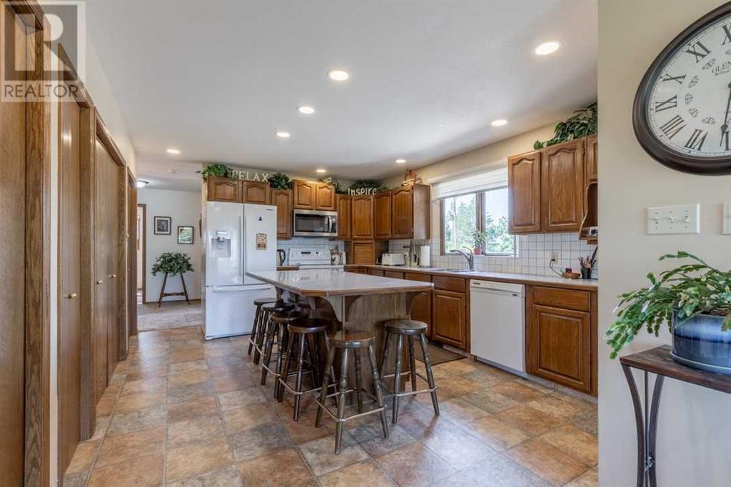 45 Mountainview Crescent, Claresholm, Alberta  T0L 0T0 - Photo 13 - A2236076