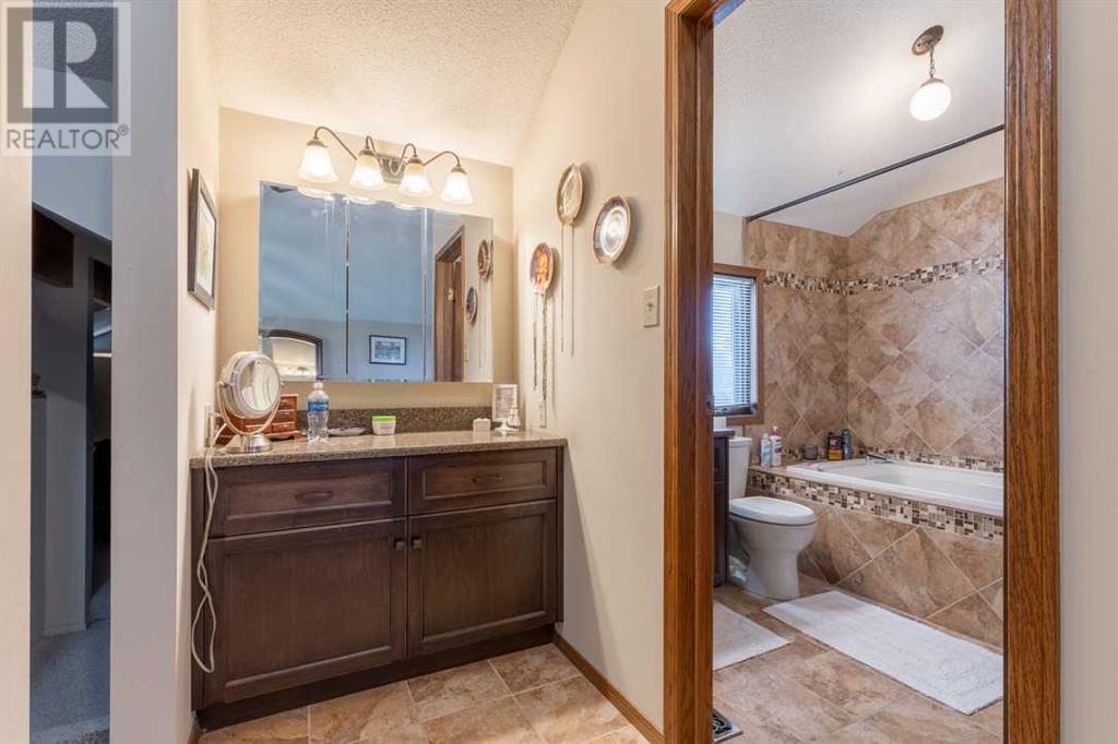 45 Mountainview Crescent, Claresholm, Alberta  T0L 0T0 - Photo 24 - A2236076