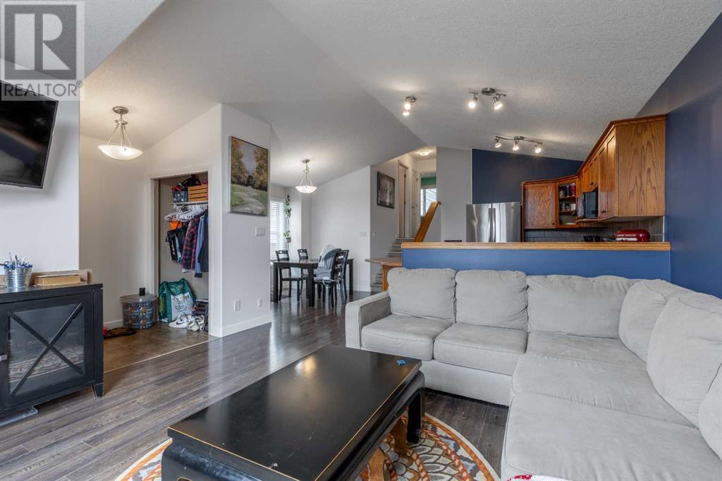 620 Aberdeen Crescent W, Lethbridge, Alberta  T1J 5A9 - Photo 8 - A2239811