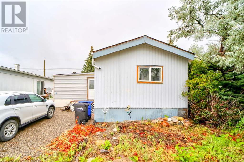 369 11 Street, Fort Macleod, Alberta  T0L 0Z0 - Photo 1 - A2240950