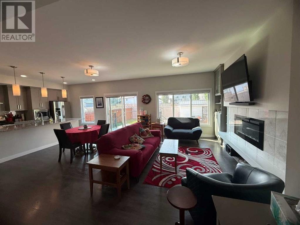 571 Firelight Place W, Lethbridge, Alberta  T1J 0B8 - Photo 4 - A2233455