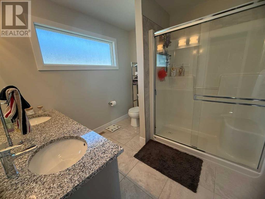 571 Firelight Place W, Lethbridge, Alberta  T1J 0B8 - Photo 15 - A2233455