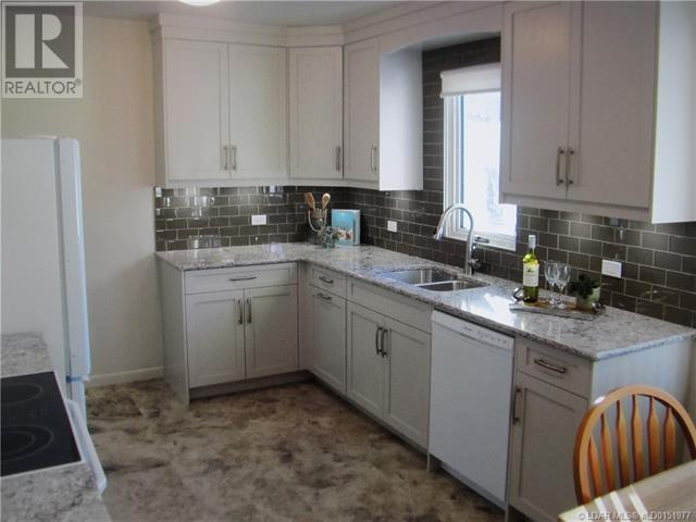 410 24 Street S, Lethbridge, Alberta  T1J 3N5 - Photo 6 - A2240885
