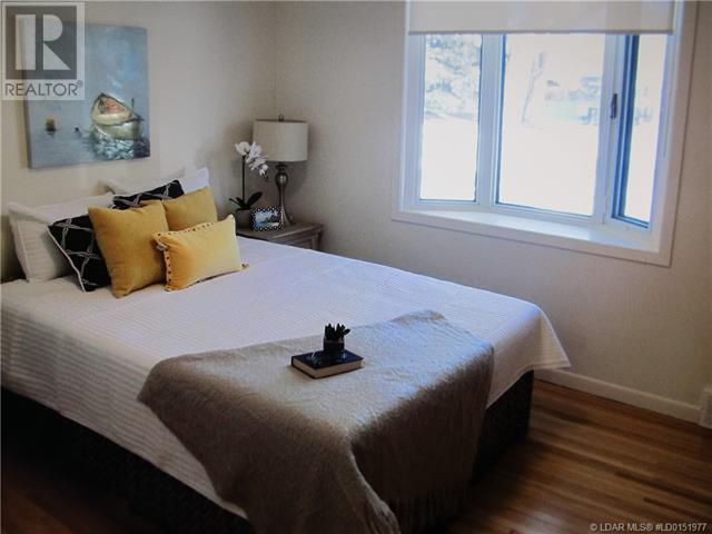 410 24 Street S, Lethbridge, Alberta  T1J 3N5 - Photo 7 - A2240885