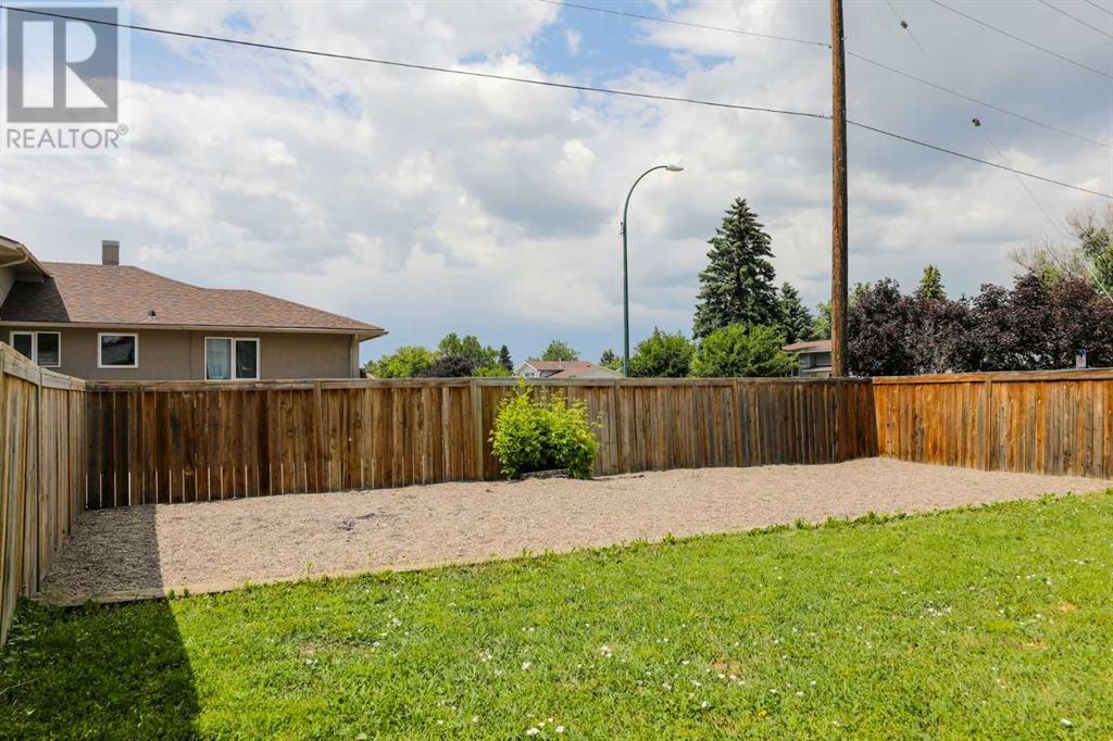 1718 13 Street N, Lethbridge, Alberta  T1H 2T9 - Photo 38 - A2234431