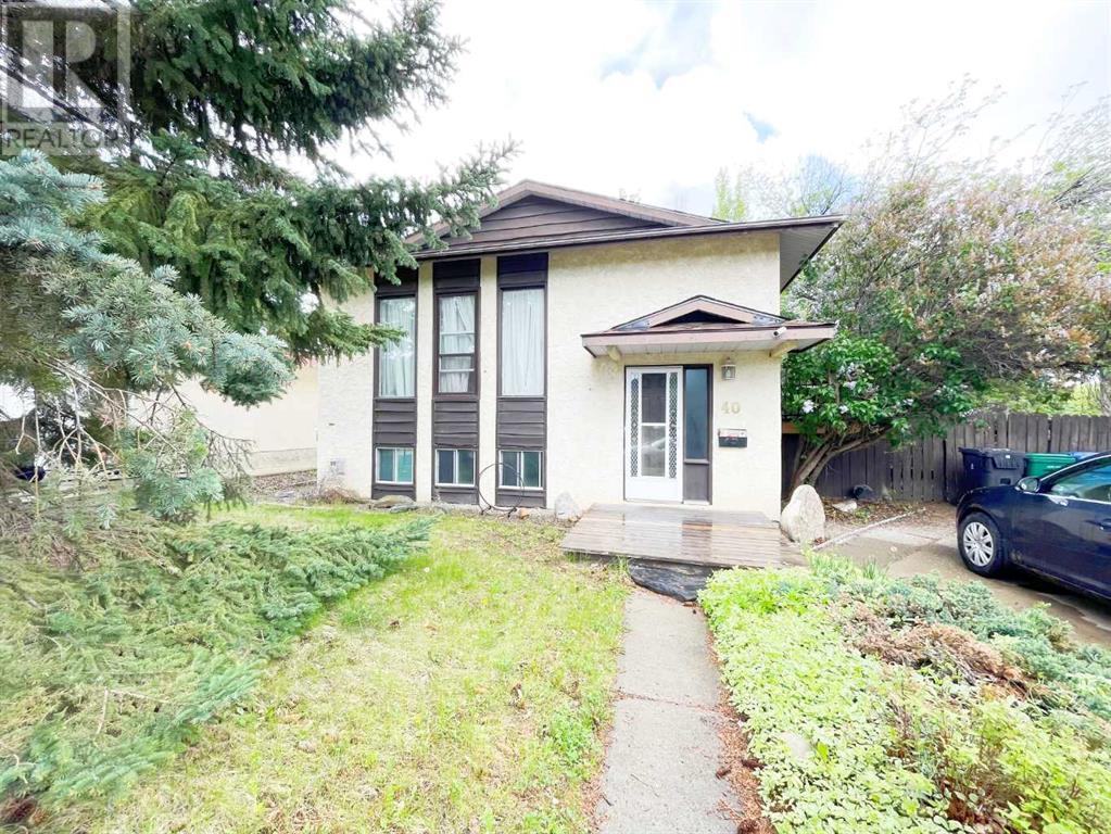 40 Mohawk Road W, Lethbridge, Alberta  T1K 5J6 - Photo 1 - A2240999
