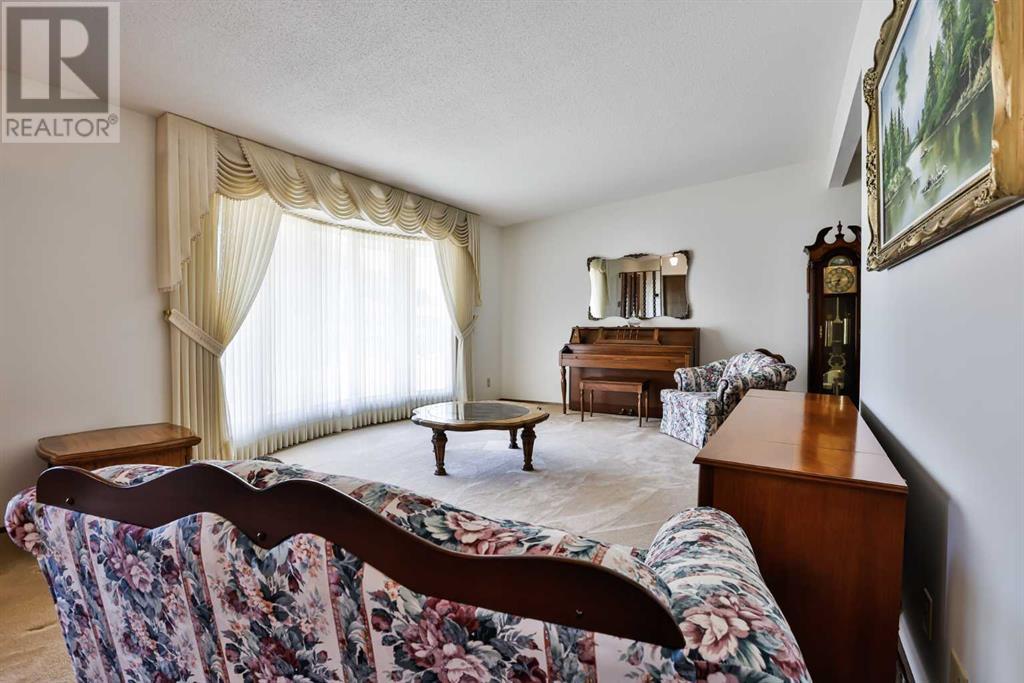22 Hawthorne Place N, Lethbridge, Alberta  T1H 4L7 - Photo 13 - A2239611