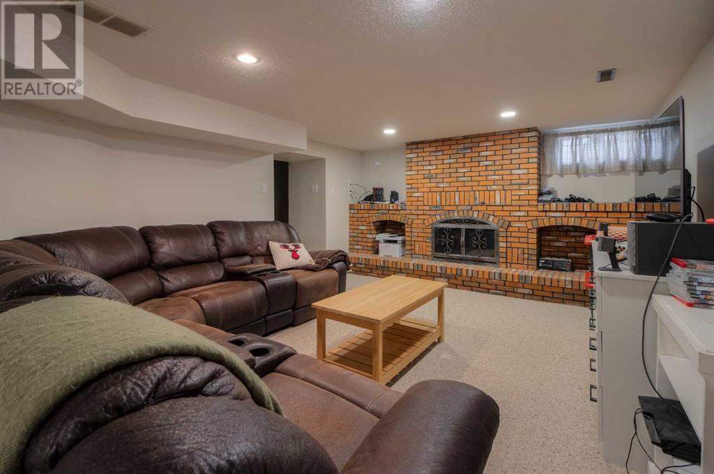 3710 Oak Drive S, Lethbridge, Alberta  T1K 4H4 - Photo 33 - A2239717