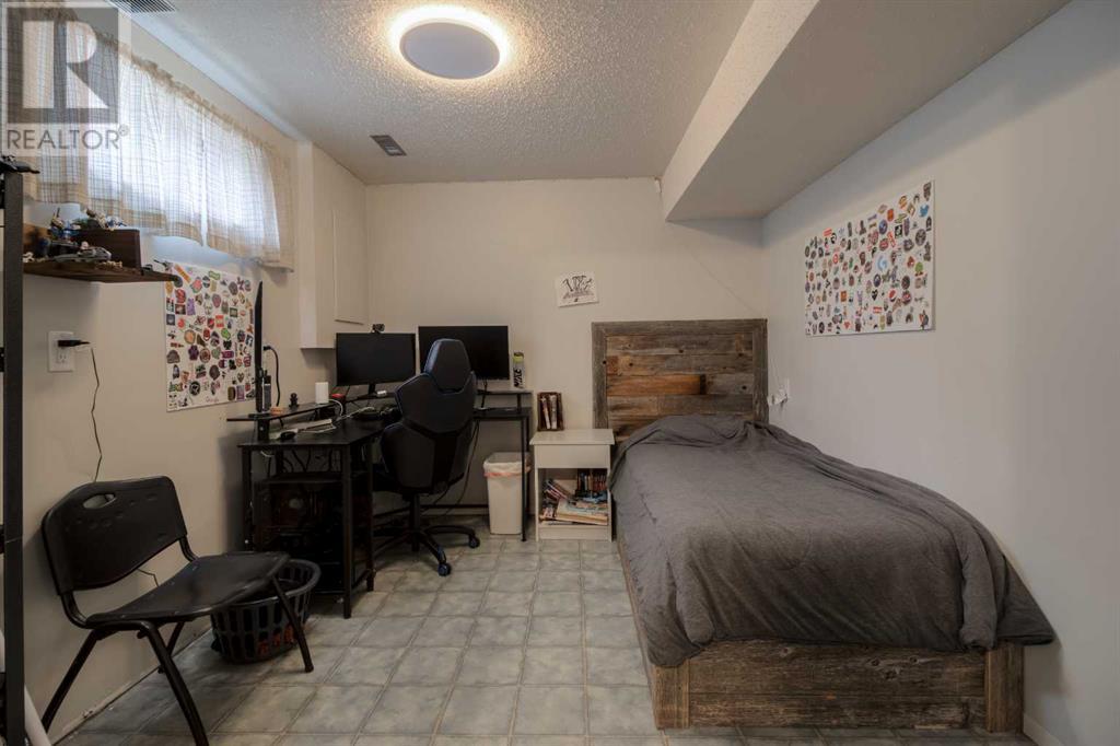 3710 Oak Drive S, Lethbridge, Alberta  T1K 4H4 - Photo 35 - A2239717