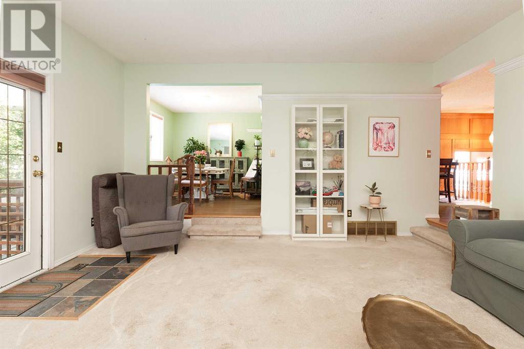 18 Trinity Place W, Lethbridge, Alberta  T1K 3W8 - Photo 10 - A2240143