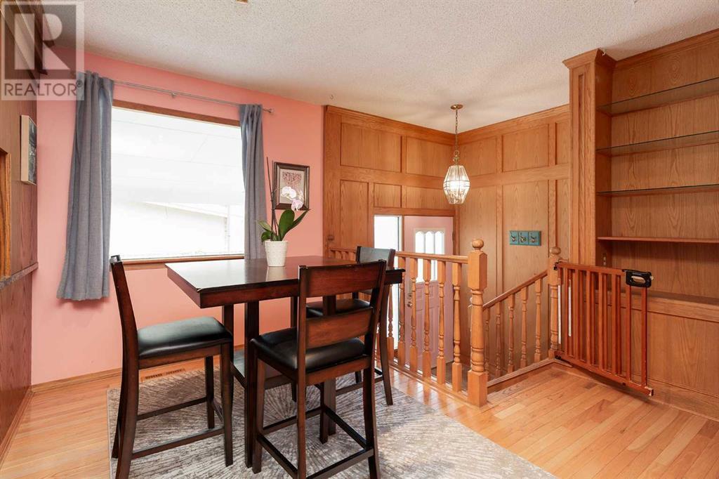 18 Trinity Place W, Lethbridge, Alberta  T1K 3W8 - Photo 3 - A2240143