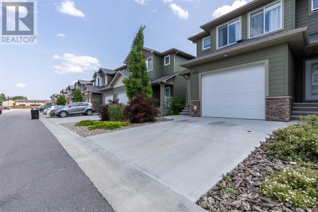 1, 1580 Stafford Drive N, Lethbridge, Alberta  T1H 7G8 - Photo 4 - A2234508