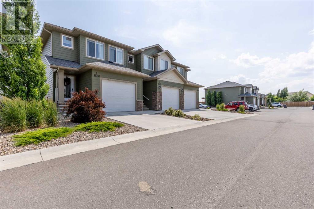 1, 1580 Stafford Drive N, Lethbridge, Alberta  T1H 7G8 - Photo 2 - A2234508