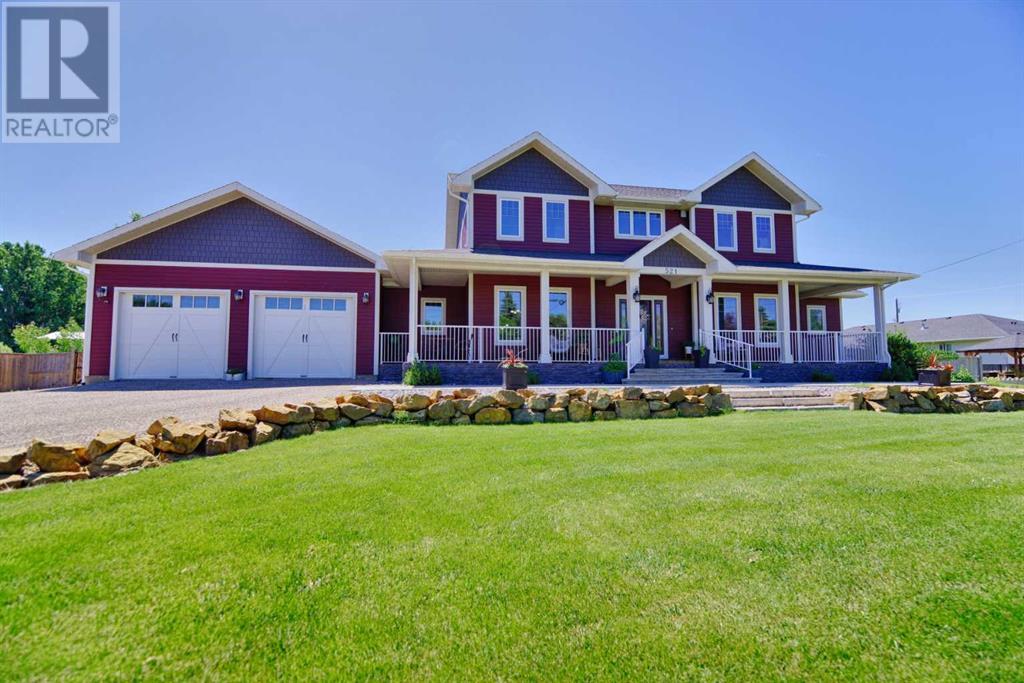 521 12 Avenue W, Barnwell, Alberta