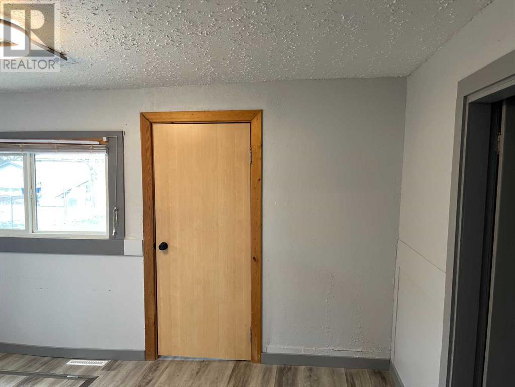 131 8 Avenue W, Bow Island, Alberta  T0K 0G0 - Photo 7 - A2206885