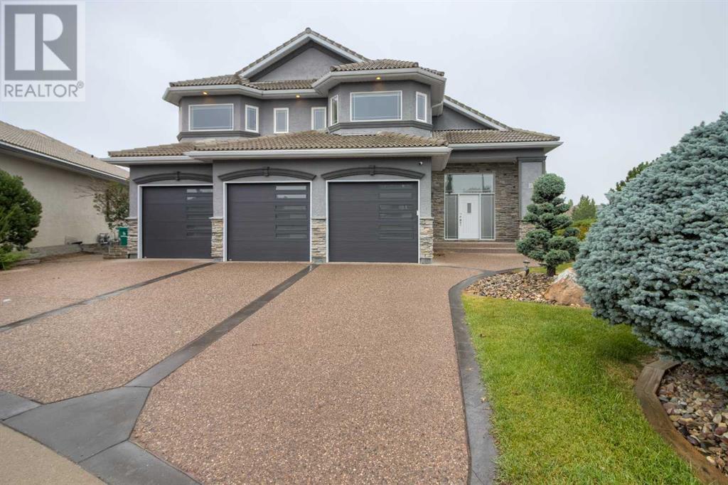 73 Fairmont Park Landing S, Lethbridge, Alberta  T1K 7L1 - Photo 1 - A2240989