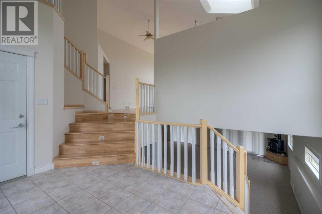 73 Fairmont Park Landing S, Lethbridge, Alberta  T1K 7L1 - Photo 5 - A2240989