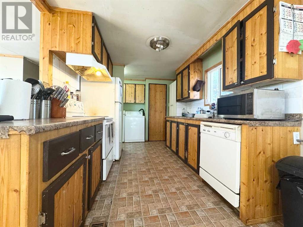 4938 57 Avenue, Taber, Alberta  T1G 1E5 - Photo 5 - A2241312