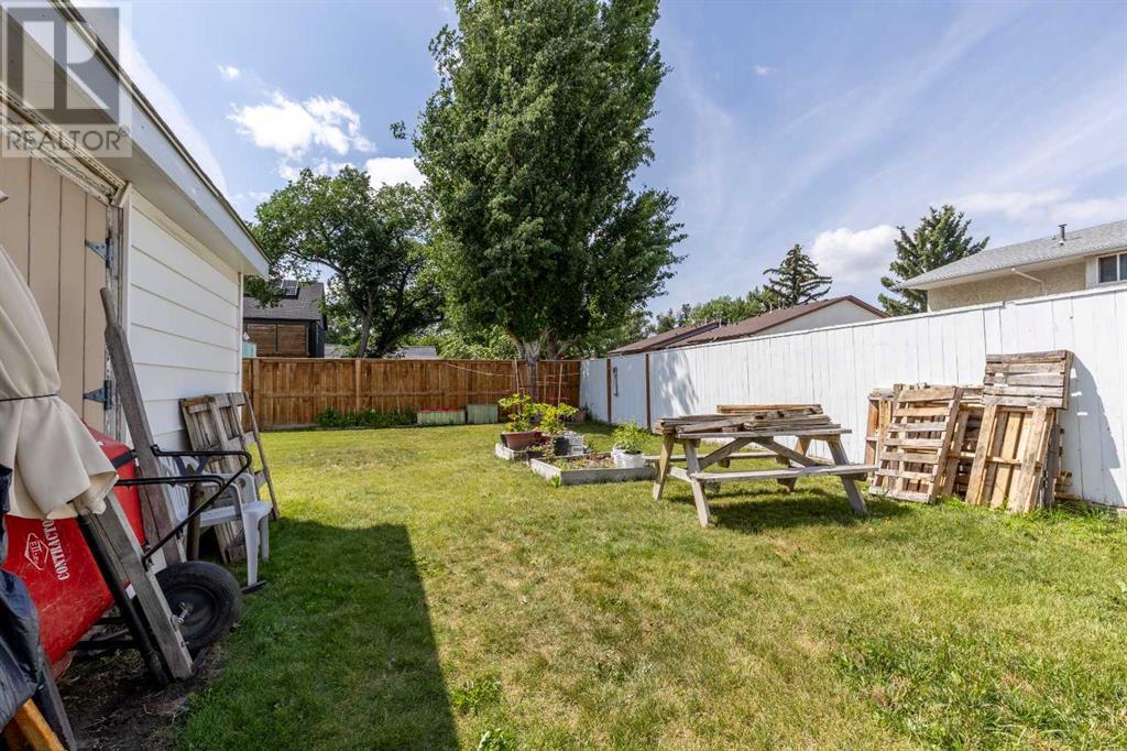 315 Dieppe Boulevard S, Lethbridge, Alberta  T1H 4W6 - Photo 33 - A2240419