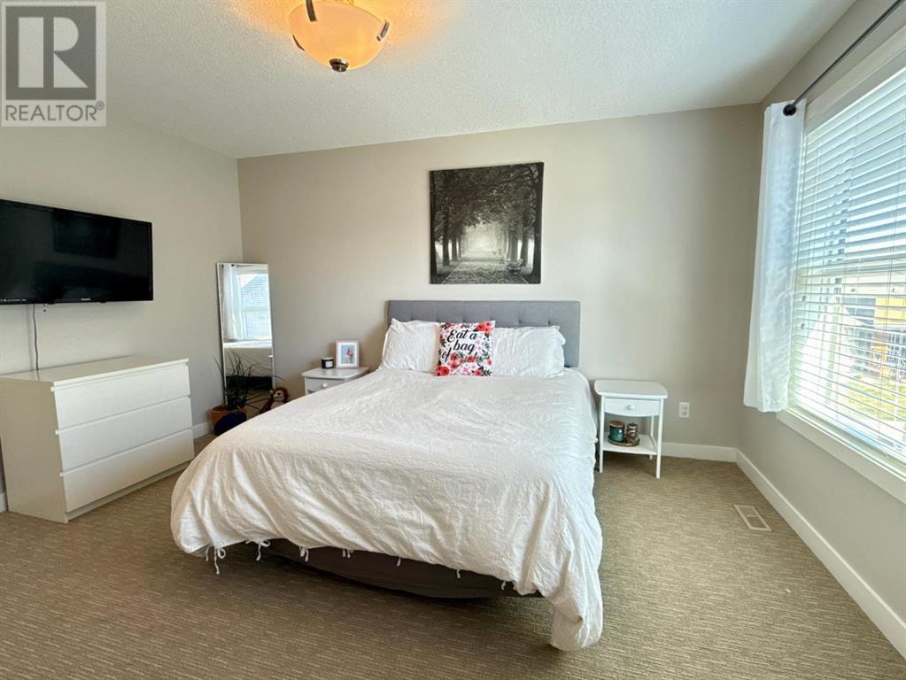 2, 81 Aquitania Circle W, Lethbridge, Alberta  T1J 5M5 - Photo 11 - A2216583