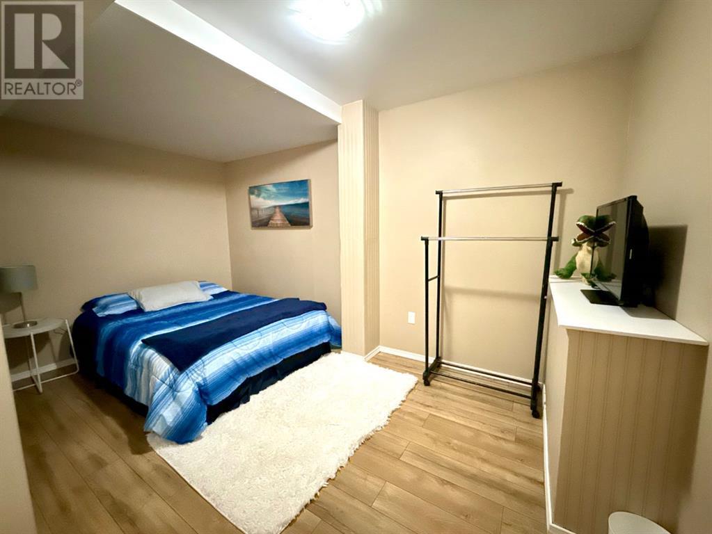 2, 81 Aquitania Circle W, Lethbridge, Alberta  T1J 5M5 - Photo 17 - A2216583