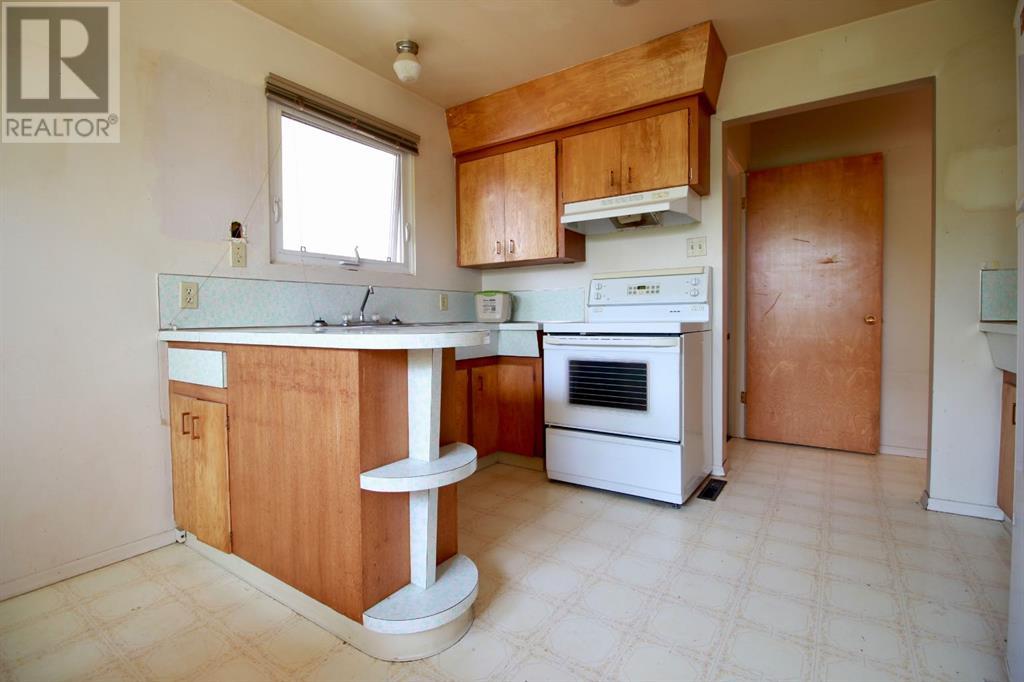 2709 6 Avenue N, Lethbridge, Alberta  T1H 0V4 - Photo 25 - A2232861