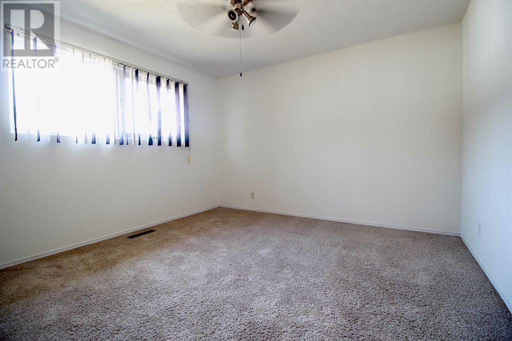 2709 6 Avenue N, Lethbridge, Alberta  T1H 0V4 - Photo 10 - A2232861