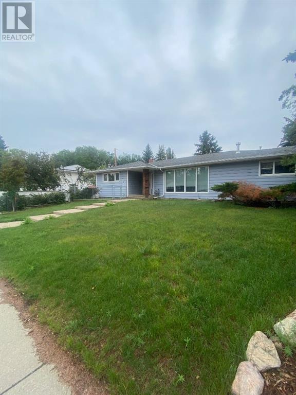 1304 14 Avenue S, Lethbridge, Alberta  T1K 0T4 - Photo 2 - A2241381